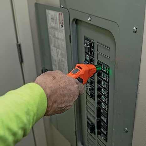 Klein Tools ET310 AC Circuit Breaker Finder, Electric and Voltage Tester with Integrated GFCI Outlet Tester